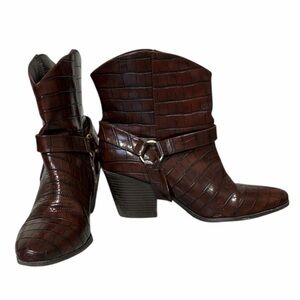 JustFab Elora Brown Croc Embossed Western Harness Ankle Boots Size 8